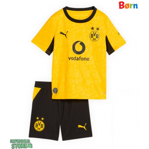 Borussia Dortmund Nico Schlotterbeck #4 Replika Babytøj Hjemmebanesæt Børn 2026-27 Kortærmet (+ Korte bukser)